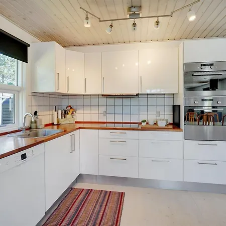 Gottfrida - 2km From The Sea By Interhome Vejers Strand